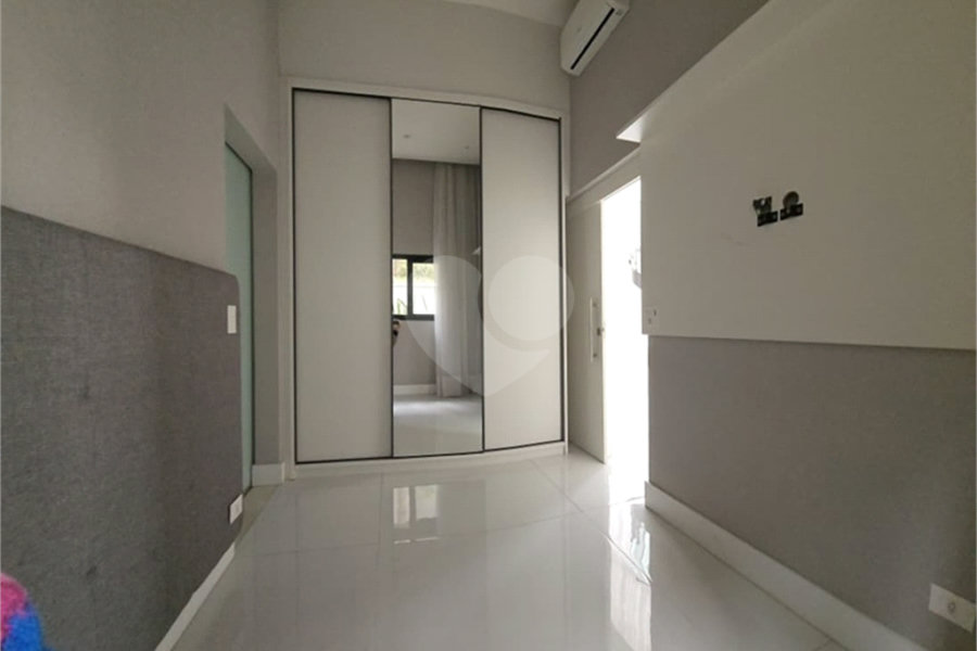 Casa à venda com 5 suítes no condomínio Tamboré II, Santana de Parnaíba - SP