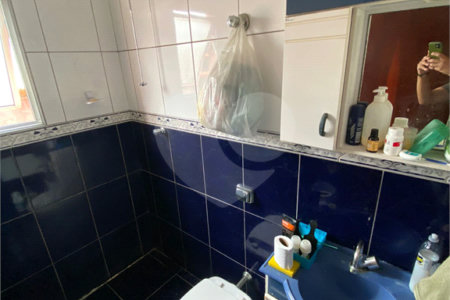 Sobrado à venda com 3 quartos, sendo 1 suíte, em Jardim dos Ipês, Suzano, SP