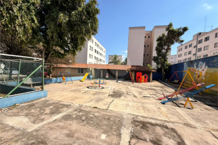 Apartamento à venda com 2 quartos em Sítio Pinheirinho, São Paulo, SP