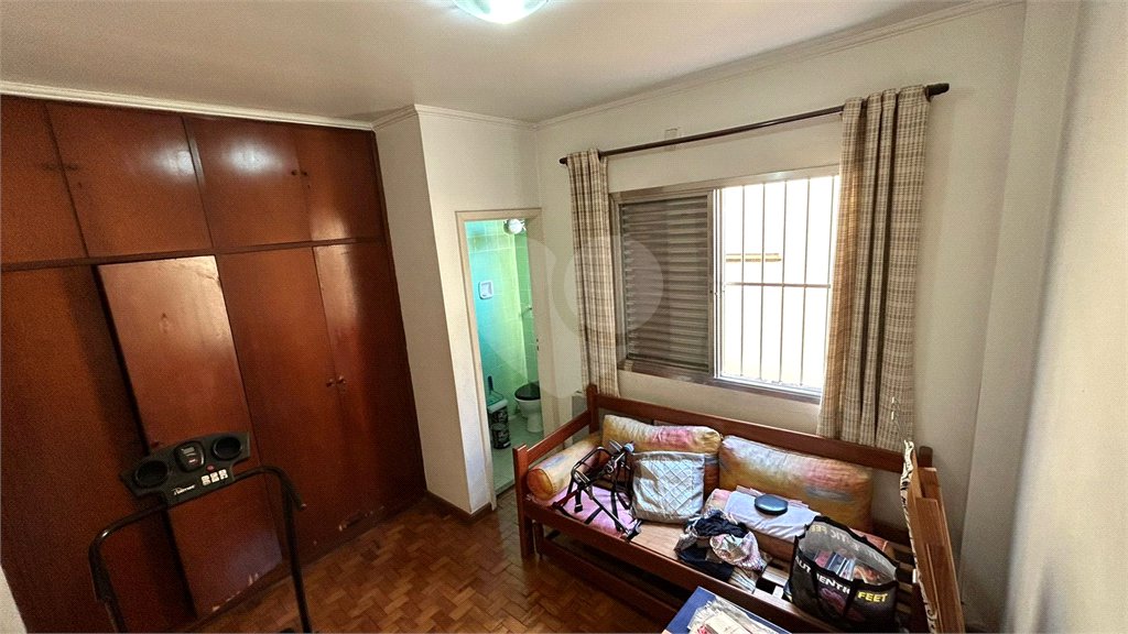 Sobrado à venda com 6 quartos, sendo 1 suíte,  em Sumarezinho, São Paulo, SP