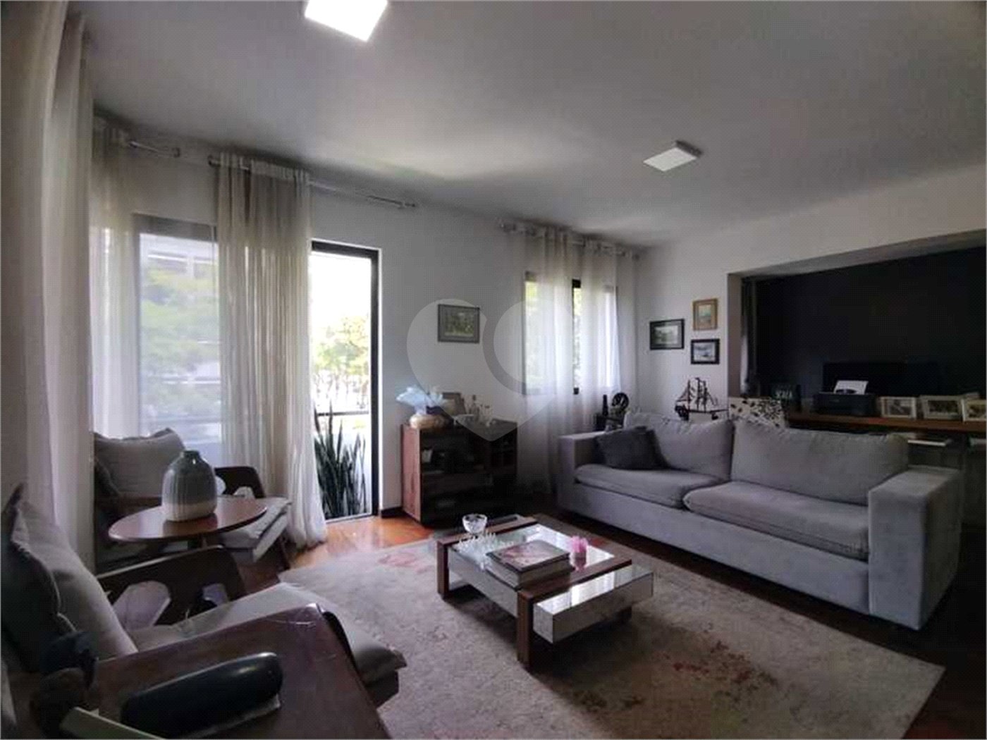 Apartamento à venda com 4 quartos, sendo 2 suítes, em Campo Belo, São Paulo, SP