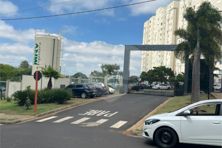 Oportunidade Única no Monte dos Pinheiros – Um lar completo esperando por você