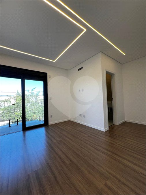 Casa à venda com 4 suítes no condomínio Residencial Mosaico da Serra, Mogi das Cruzes - SP