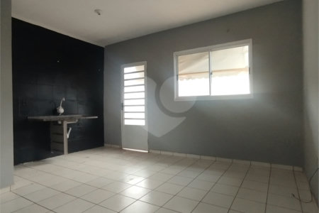 Casa à venda com 3 quartos, sendo 1 suíte,  em Jardim Progresso, Três Lagoas, MS