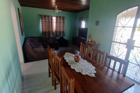 Casa à venda com 3 quartos, sendo 1 suíte, no condomínio Cafezal VI, Itupeva - SP