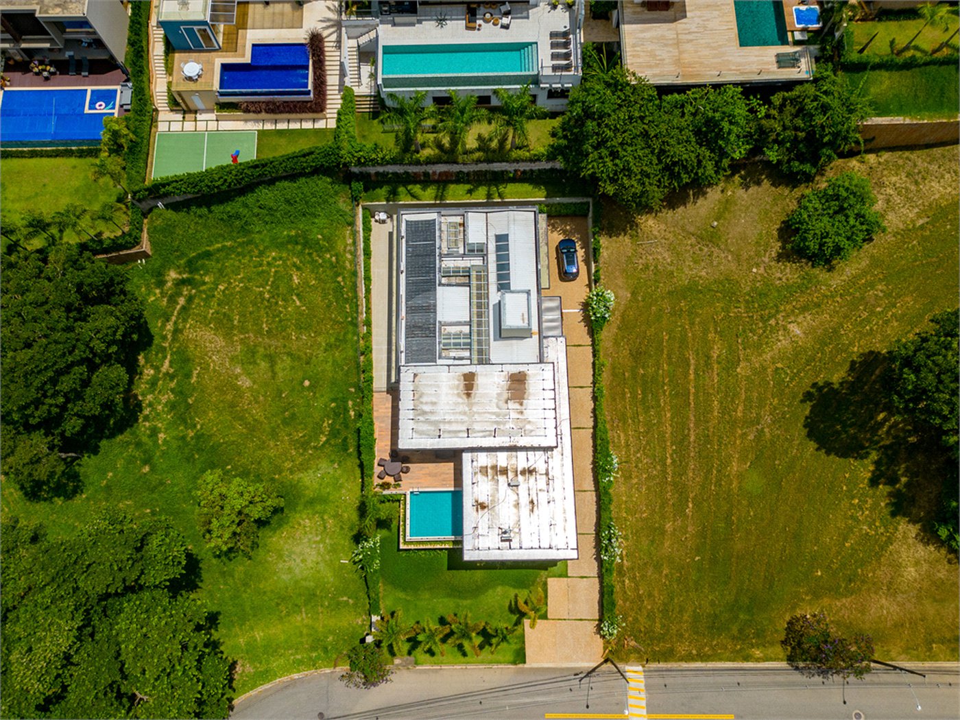 Casa à venda com 5 suítes no condomínio Plaza Athenee, Itu - SP