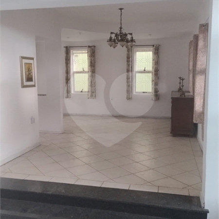Casa à venda com 3 suítes em Jardim Pires de Mello, Sorocaba, SP