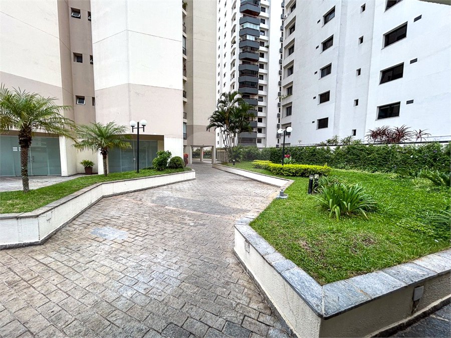 Apartamento à venda com 3 quartos em Santa Teresinha, São Paulo, SP