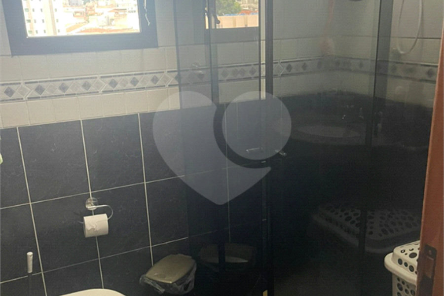 Casa à venda com 3 quartos, sendo 1 suíte, em Vila Leonor, São Paulo, SP