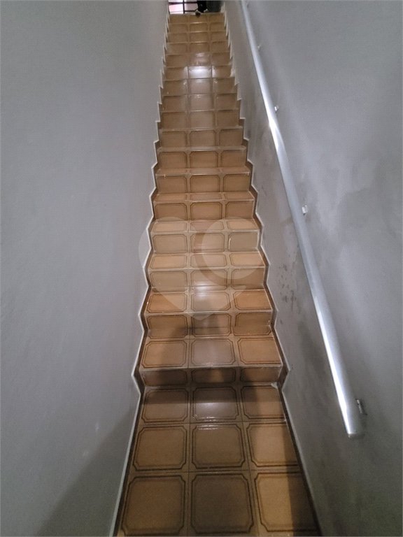 Sobrado à venda com 4 quartos em Vila Jurema, Ferraz de Vasconcelos, SP