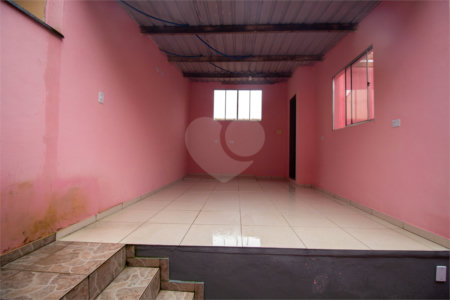 Casa à venda com 2 quartos em Reneville, Mairinque, SP