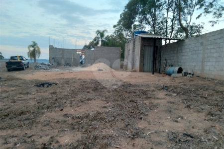Chácara à venda com 1 suíte em Loteamento Colinas Verdes, Atibaia, SP