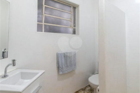 Casa à venda com 3 quartos, sendo 1 suíte, em Alto da Lapa, São Paulo, SP