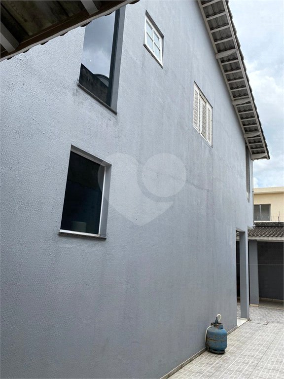 Casa à venda com 3 quartos, sendo 1 suíte, em Jardim Márcia, Suzano, SP