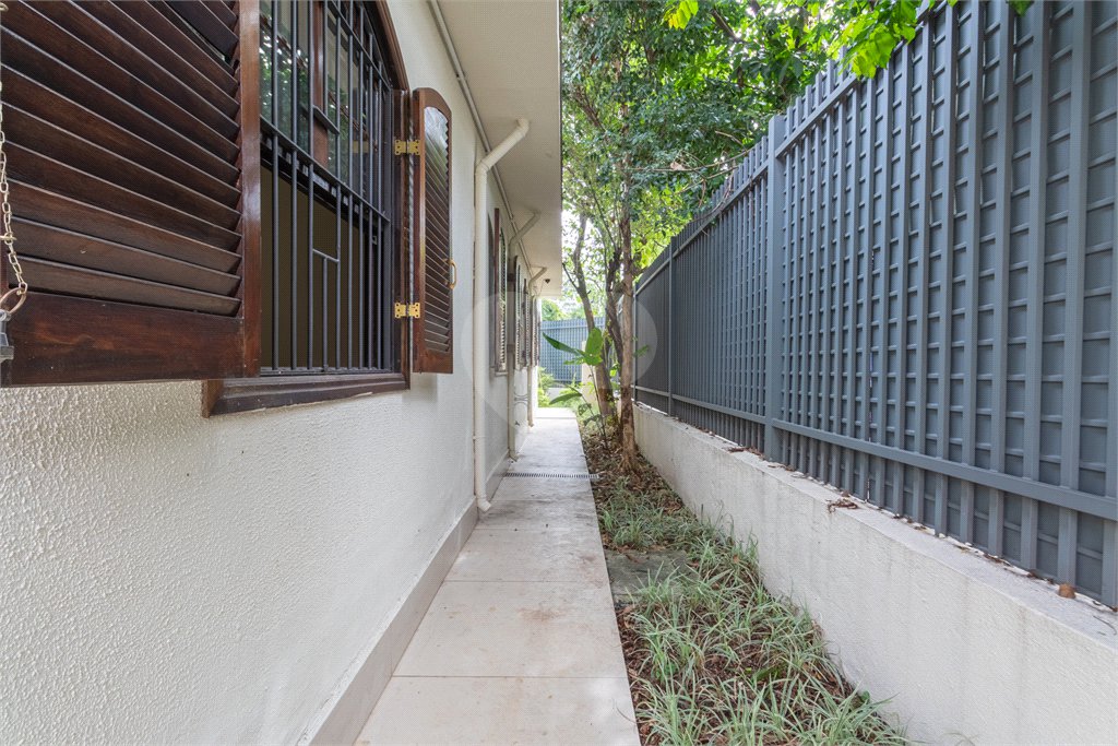 Casa à venda com 3 quartos, sendo 1 suíte, em Brooklin Paulista, São Paulo, SP