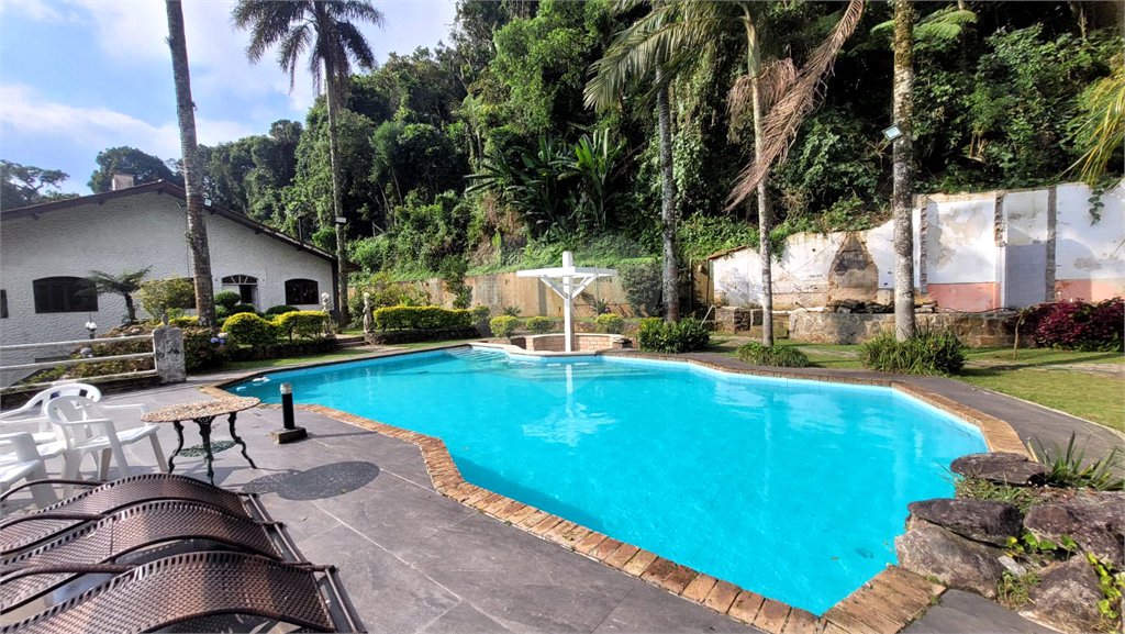 Casa à venda com 4 suítes no condomínio Parque Imperial da Cantareira, Mairiporã - SP