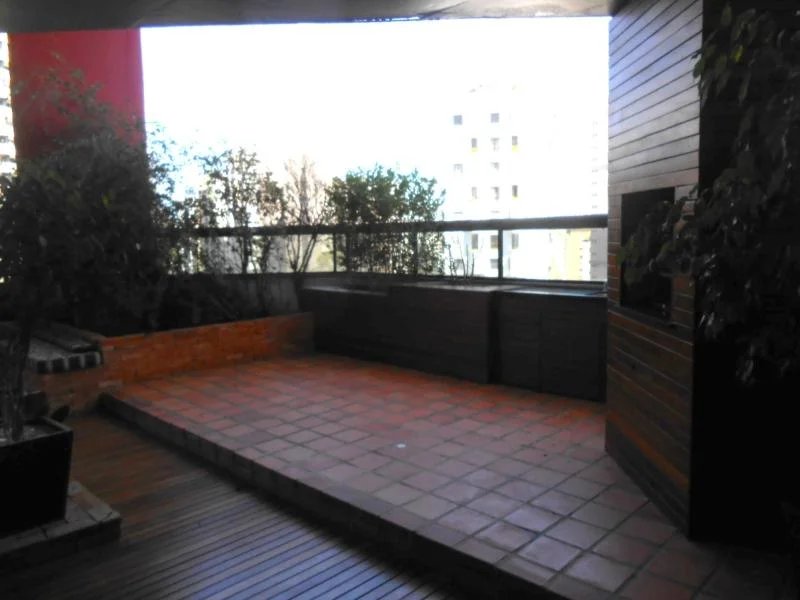 Apartamento à venda com 4 suítes em Vila Suzana, São Paulo, SP