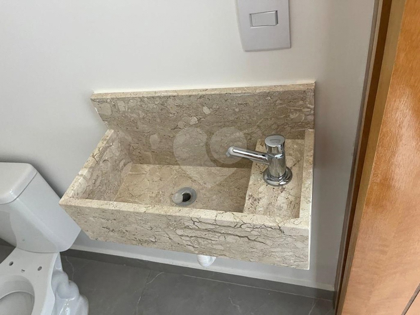 Sobrado à venda com 3 quartos, sendo 1 suíte, em Parque Vitória, São Paulo, SP