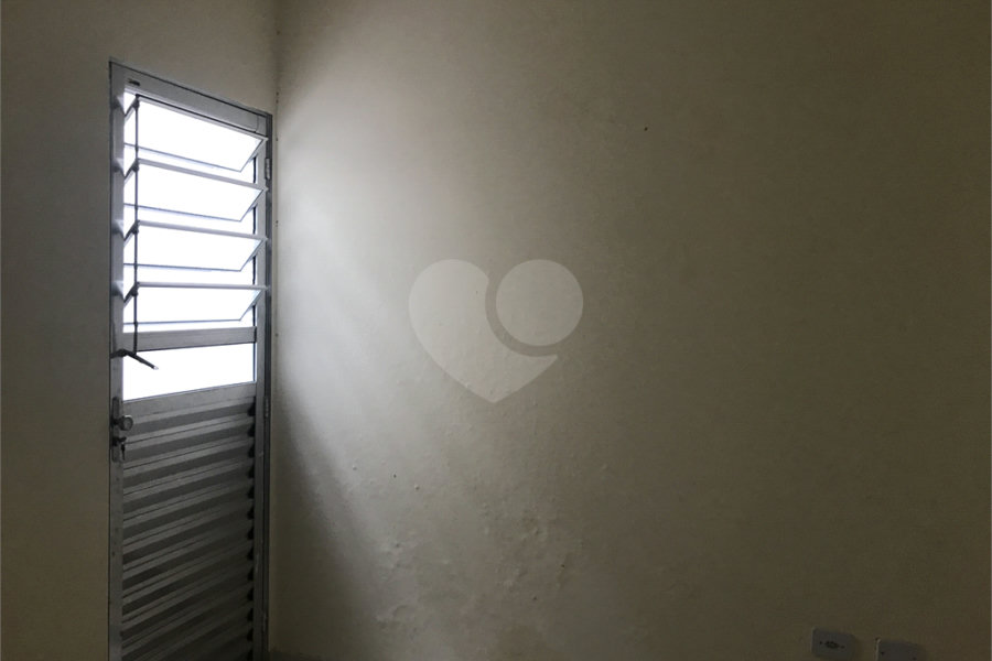 Casa à venda com 4 quartos, sendo 1 suíte, em Santana, São Paulo, SP