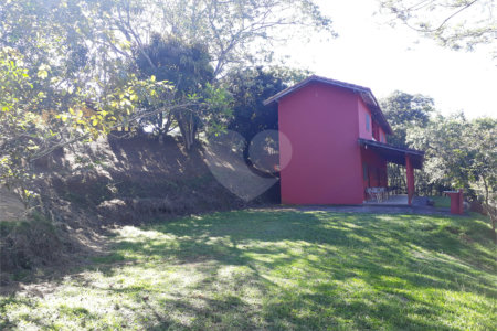 Sítio à venda com 9 quartos, sendo 7 suítes, no Centro, Monteiro Lobato, SP