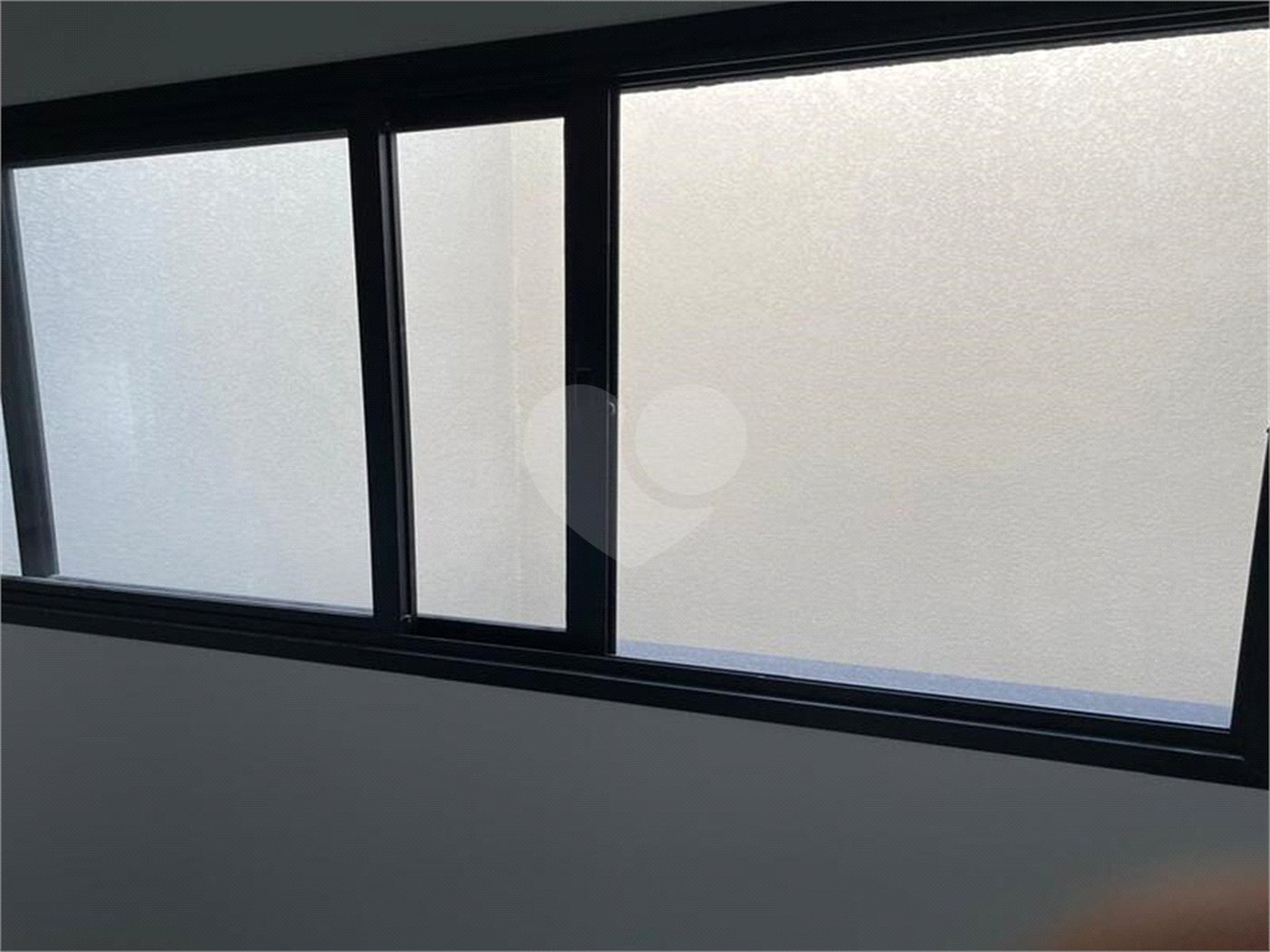 Casa à venda com 3 quartos, sendo 1 suíte, no condomínio Vila Paraty, Indaiatuba - SP