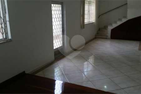 Casa à venda com 5 quartos, sendo 2 suítes, em Andaraí, Rio de Janeiro, RJ