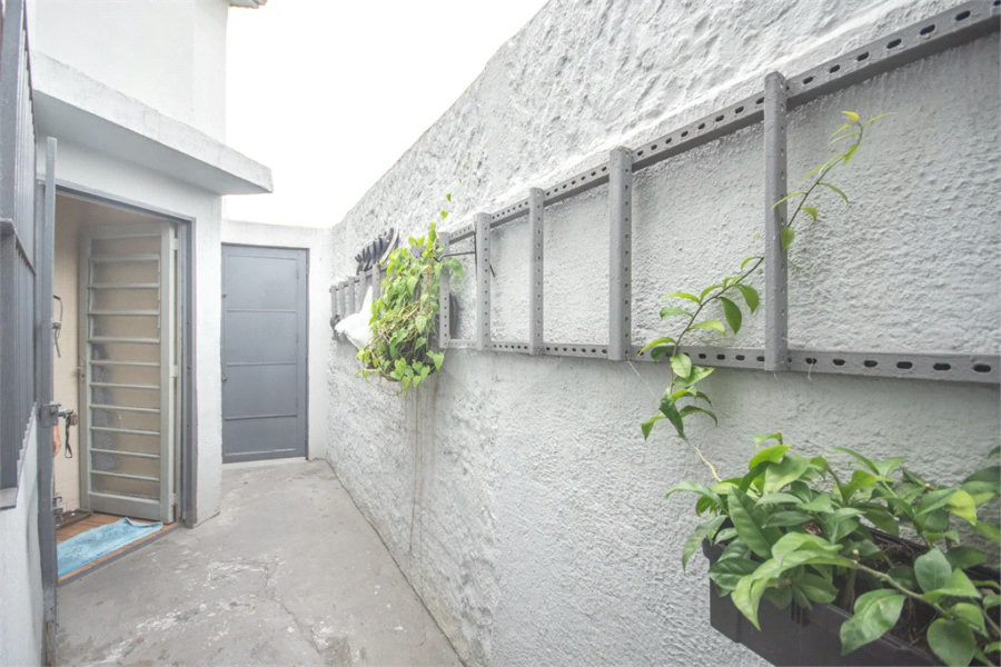 Casa à venda com 3 quartos em Horto, São Paulo, SP