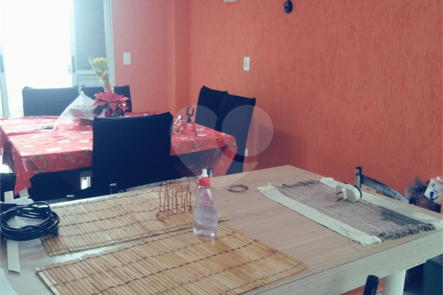 Casa à venda com 3 quartos, sendo 1 suíte, em Santana, São Paulo, SP