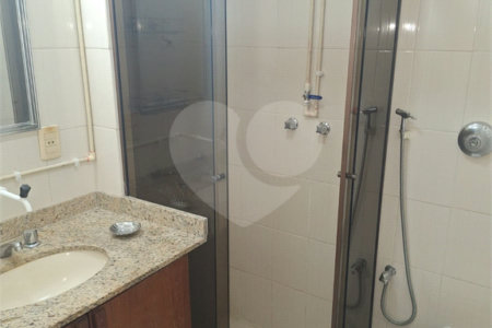 Cobertura à venda com 2 quartos, sendo 1 suíte, em Maracanã, Rio de Janeiro, RJ