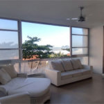 Apartamento Residencial à venda, Pitangueiras, Guarujá - AP0444.
