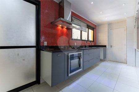 Apartamento à venda com 4 quartos, sendo 3 suítes, em Vila Suzana, São Paulo, SP