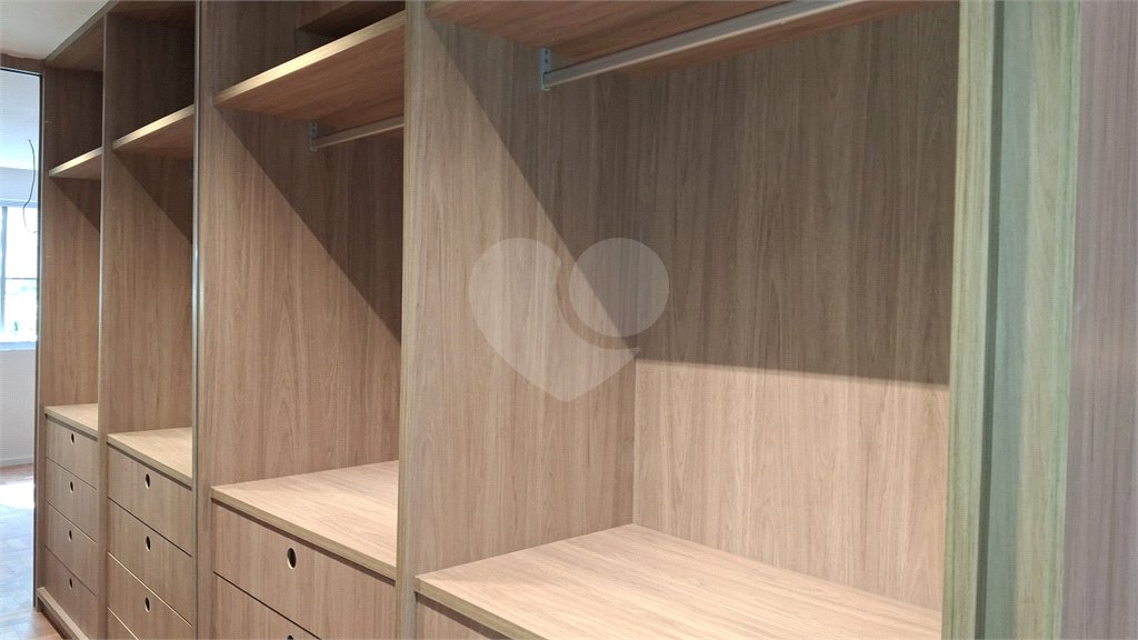 Apartamento para alugar com 3 quartos, sendo 1 suíte, em Itaim Bibi, São Paulo, SP