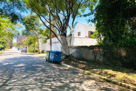 Terreno à venda em Interlagos, São Paulo, SP