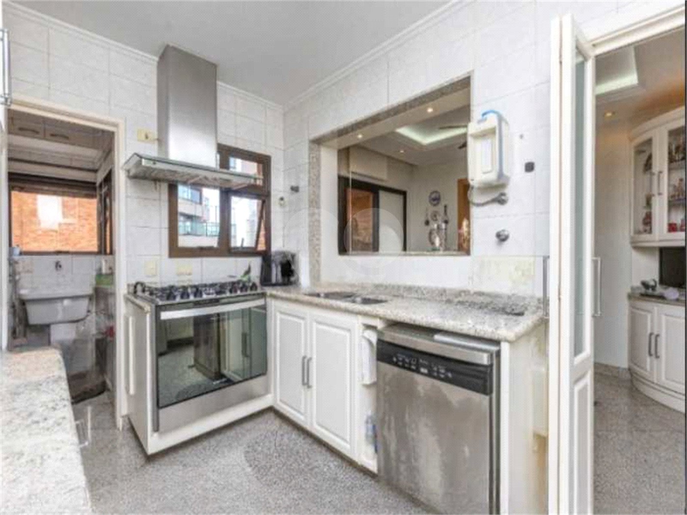 Apartamento à venda com 3 suítes em Santana, São Paulo, SP