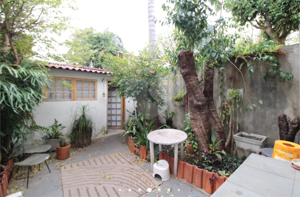 Sobrado à venda ou para alugar com 6 quartos em Santana, São Paulo, SP