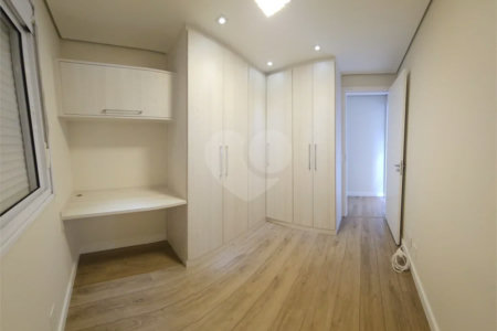 Apartamento à venda com 2 quartos, sendo 1 suíte, em Vila Maria Alta, São Paulo, SP