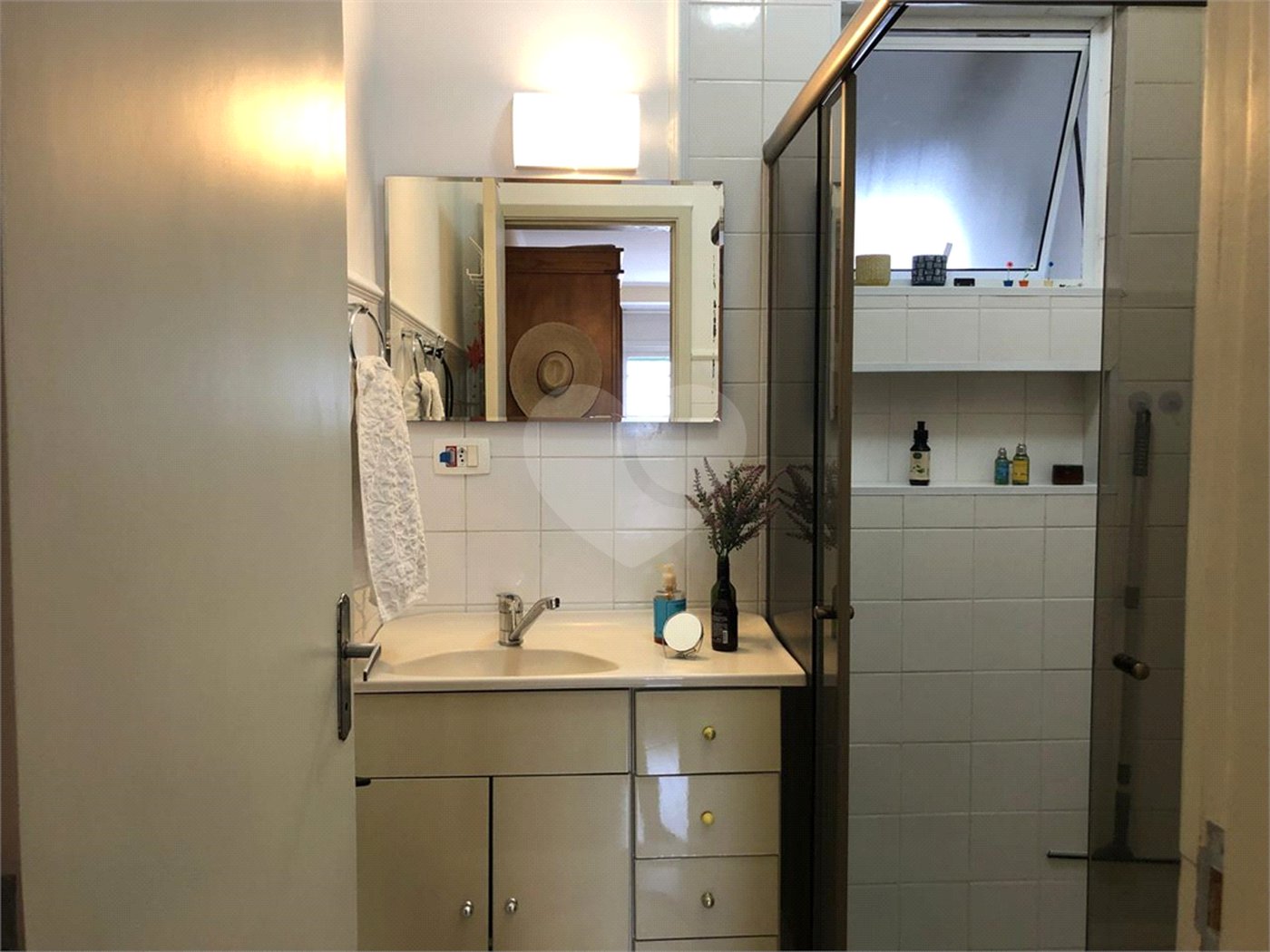 Apartamento à venda ou para alugar com 3 quartos, sendo 1 suíte,  em Lapa, São Paulo, SP