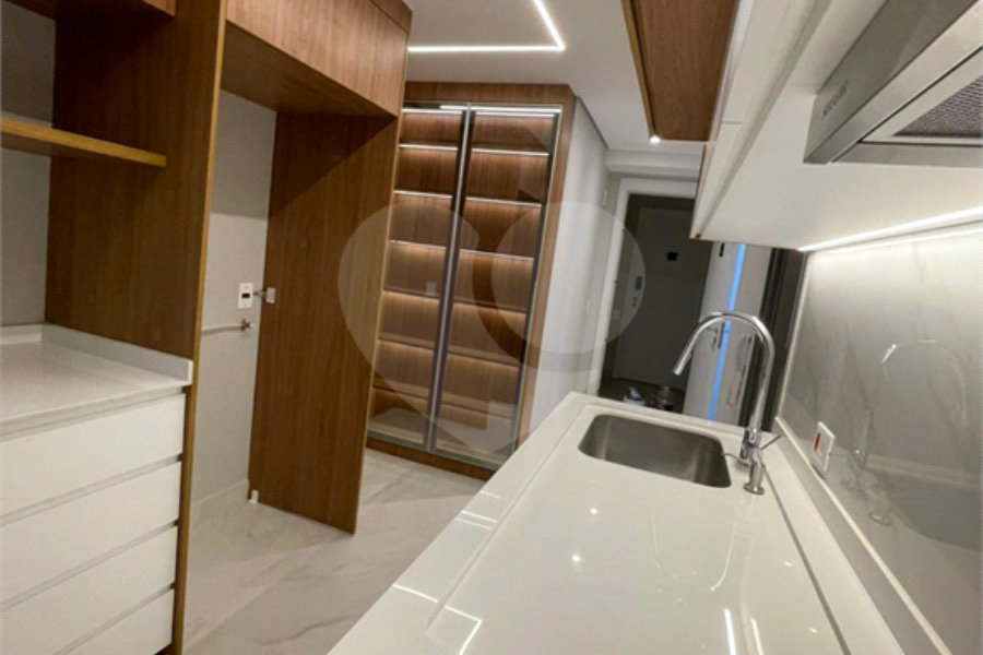 Apartamento à venda ou para alugar com 3 quartos, sendo 1 suíte, em Barra Funda, São Paulo, SP