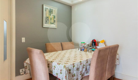 Apartamento à venda com 3 quartos, sendo 1 suíte, em Cambuci, São Paulo, SP