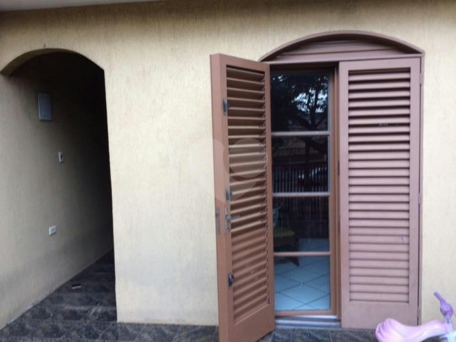 Casa à venda com 4 quartos, sendo 1 suíte,  em Tremembé, São Paulo, SP