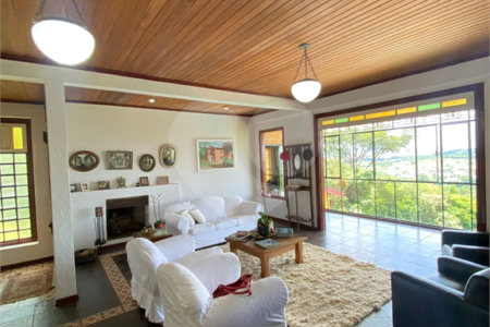 Casa à venda com 4 suítes no condomínio São Joaquim, Vinhedo - SP