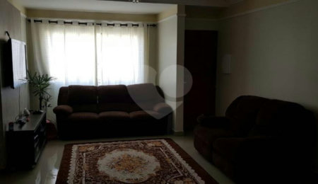 Sobrado à venda com 4 quartos, sendo 3 suítes, em Jardim Virginia Bianca, São Paulo, SP