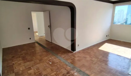 Apartamento à venda com 4 quartos, sendo 1 suíte, em Vila Olímpia, São Paulo, SP