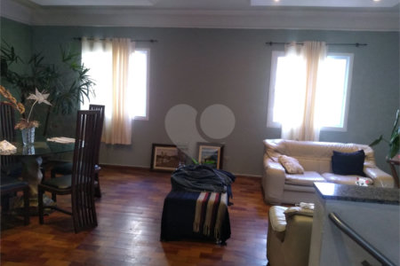 Casa em condomínio à venda com 3 quartos, sendo 1 suíte,  em Jardim Caboré, São Paulo, SP