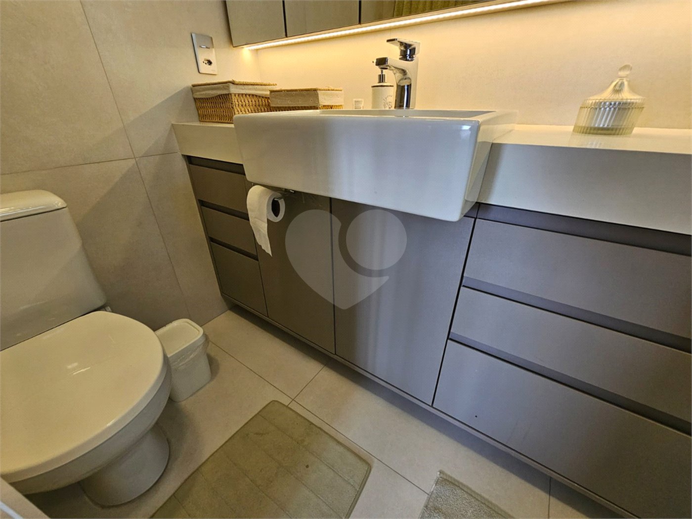 Apartamento à venda com 3 suítes em Chácara Santo Antônio, São Paulo, SP