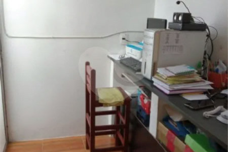 Sobrado à venda com 3 quartos, sendo 1 suíte, em Vila Paulicéia, São Paulo, SP