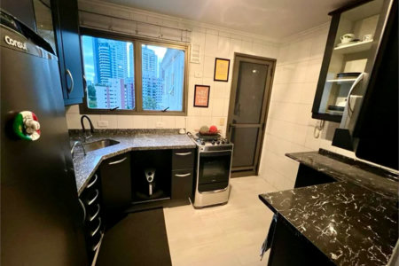 Cobertura à venda com 3 quartos, sendo 1 suíte, em Vila Andrade, São Paulo, SP