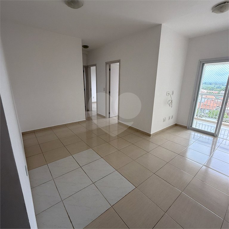 Apartamento à venda com 3 quartos, sendo 1 suíte,  em Jardim Nova Era, Salto, SP