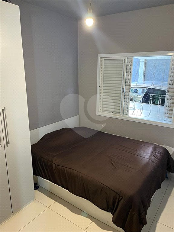 Sobrado à venda com 3 quartos, sendo 1 suíte, em Jardim Brogotá, Atibaia, SP