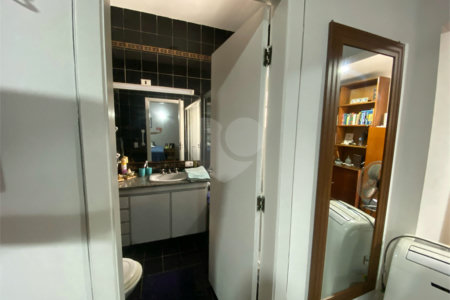 Casa Térrea à venda com 7 suítes em Alto da Lapa, São Paulo, SP